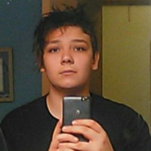 Meet your Posher, Adam